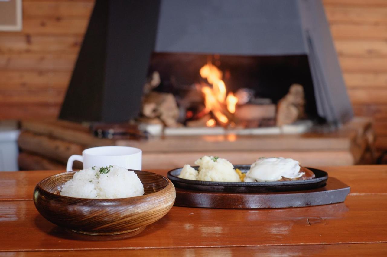 The Yurts At Margo'S Garden, Kiroro Akaigawa Exterior foto